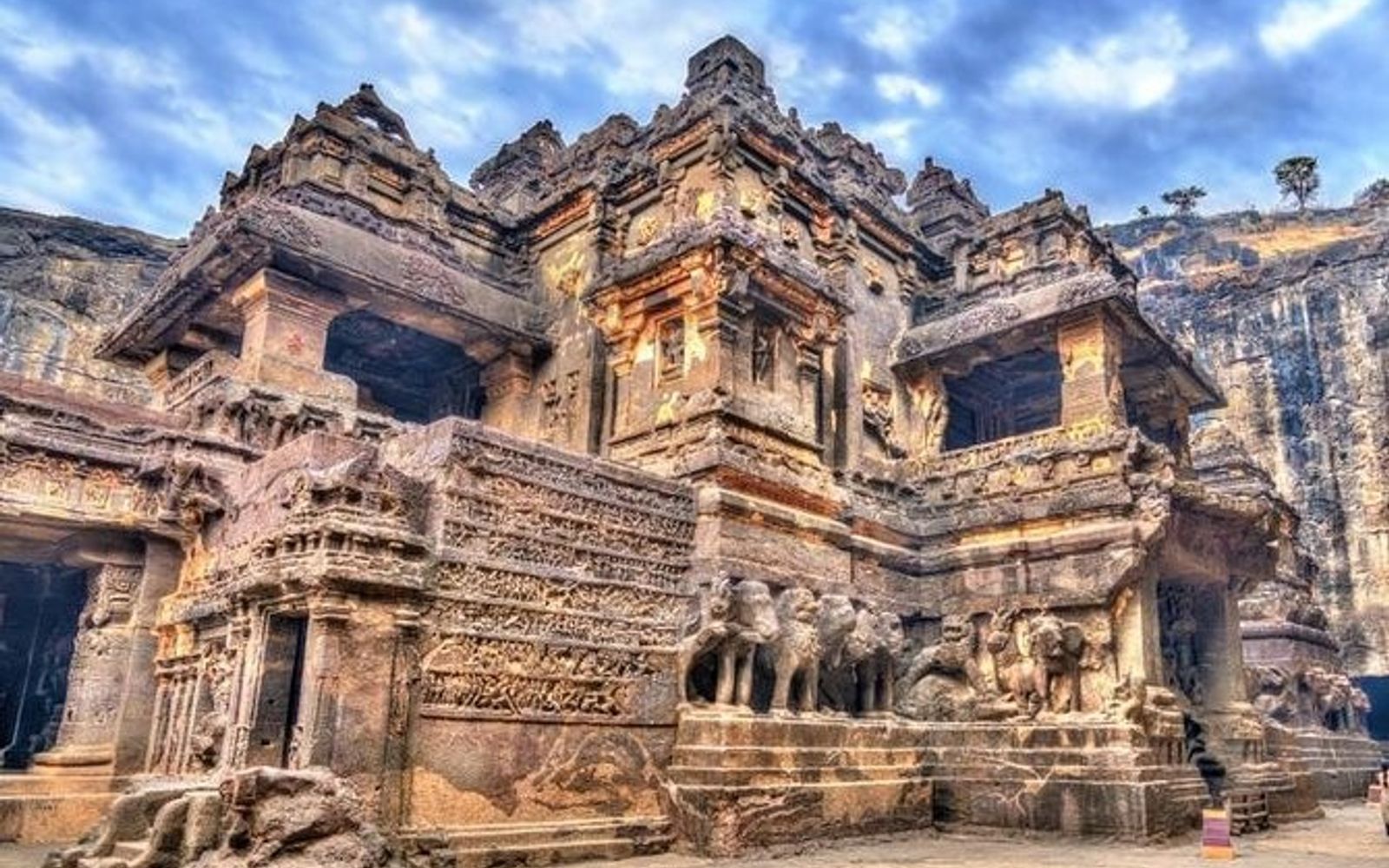 2 Nights 3 Days Ajanta Ellora Caves Tour from Aurangabad